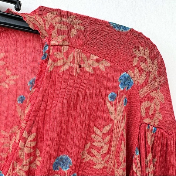 FREE PEOPLE Floral Ruffle Boho Peasant V-Neck Top Long Sleeve Rayon Brick Red XS - Picture 5 of 6